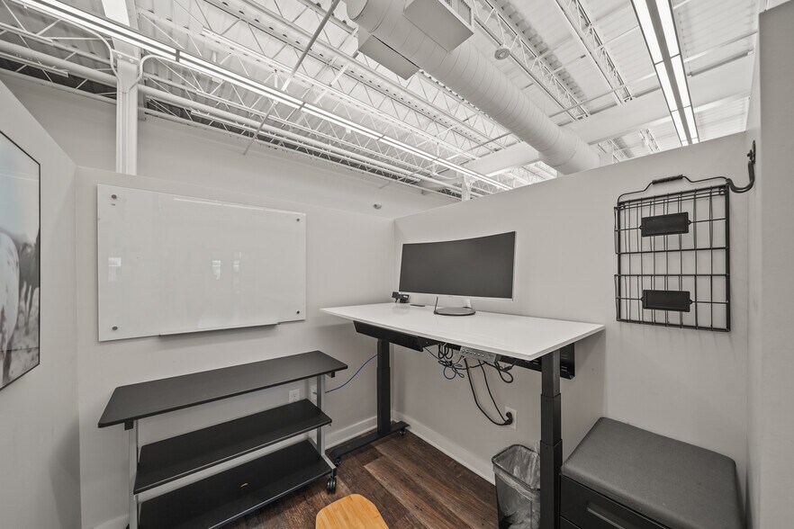 More Photos Of 4300 FM 2351 Rd, Friendswood Office For Lease