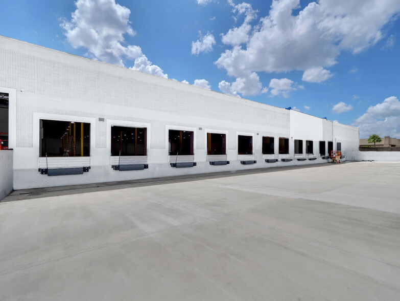 Primary Photo Of 4100-4300 Okeechobee Rd, Fort Pierce Light Distribution For Lease