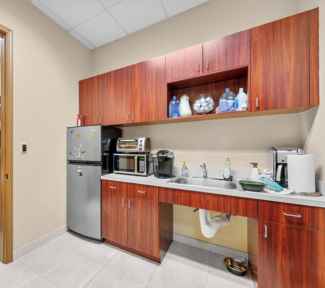 More Photos Of 11780 W Sample Rd, Coral Springs Office For Sale