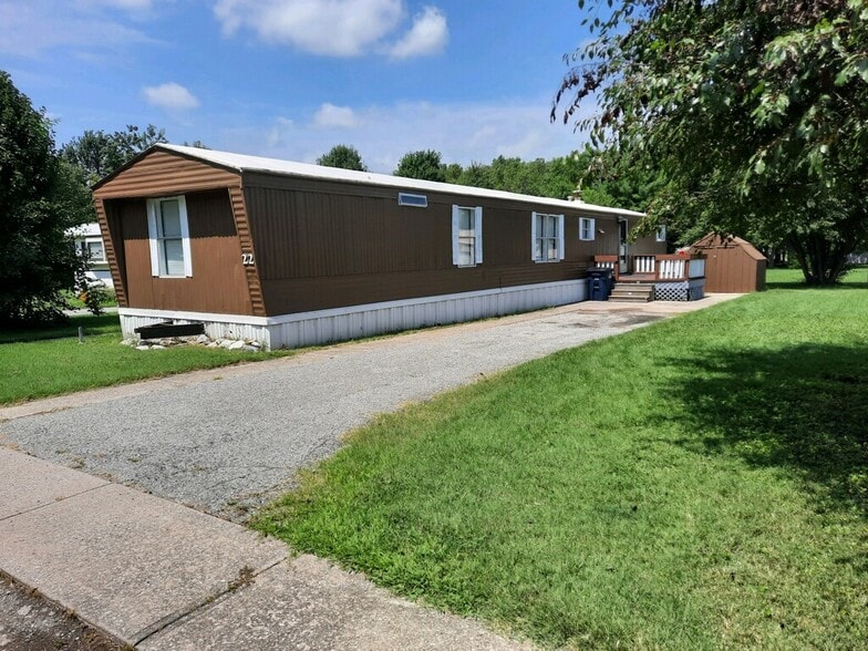 More Photos Of 321 N All Seasons Rd, Geff Manufactured Housing Mobile Home Park For Sale