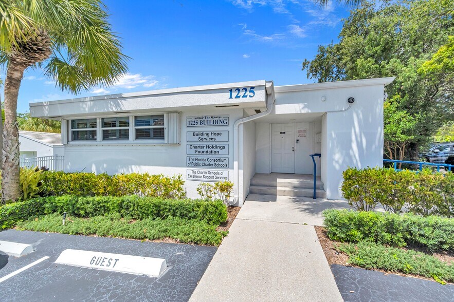 More Photos Of , Fort Lauderdale Office For Sale