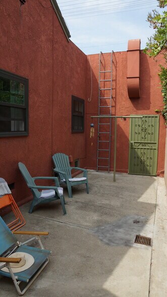 More Photos Of 1850-1854 Hillhurst Ave, Los Angeles Restaurant For Sale