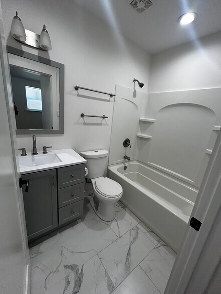 More Photos Of 525 W 7th St, Pueblo Warehouse For Sale