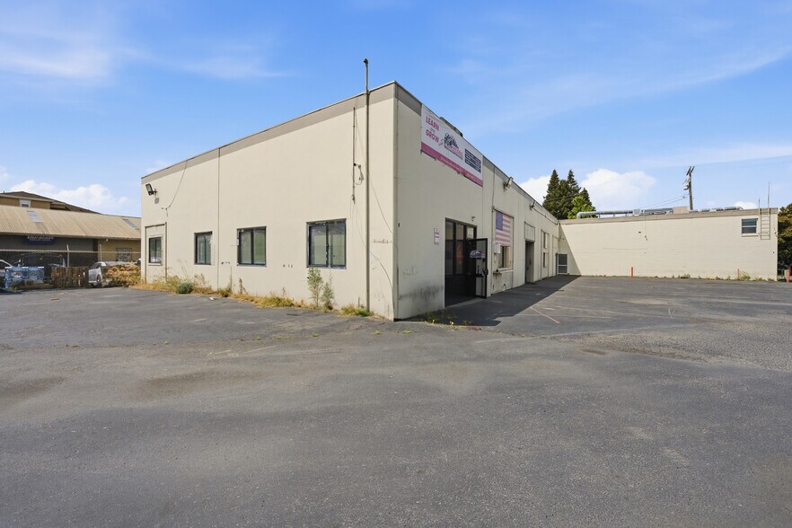 More Photos Of 16440 Ashland Ave, San Lorenzo Warehouse For Sale