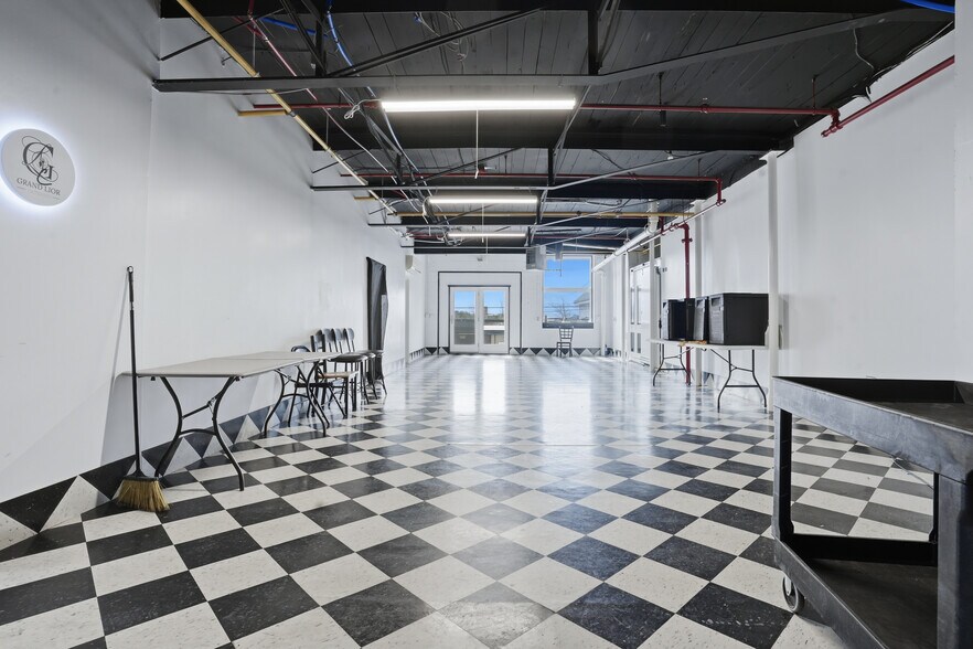 More Photos Of 120 Webster St, Pawtucket Manufacturing For Sale