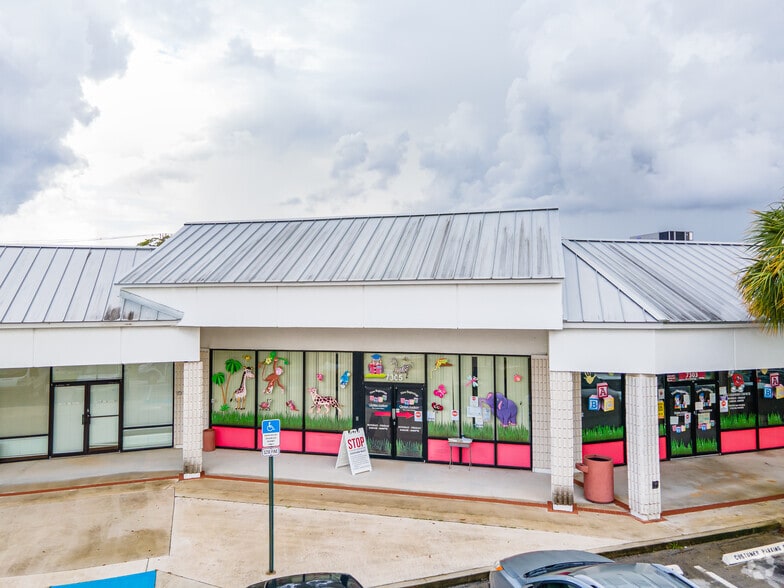 More Photos Of 3131-3231 W Inverrary Blvd, Lauderhill Unknown For Lease
