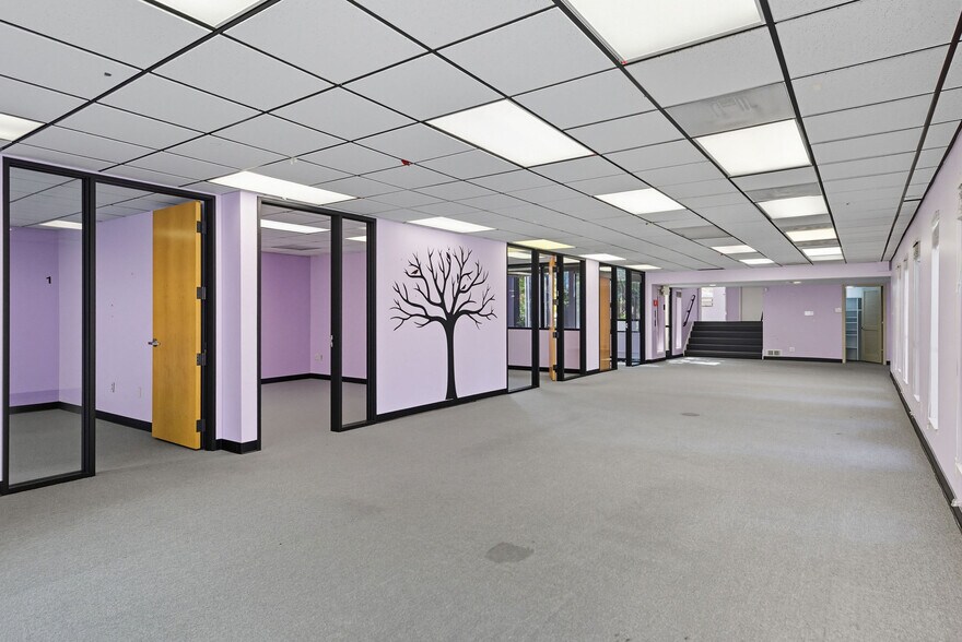 More Photos Of 1021 S El Camino Real, San Mateo Office For Sale