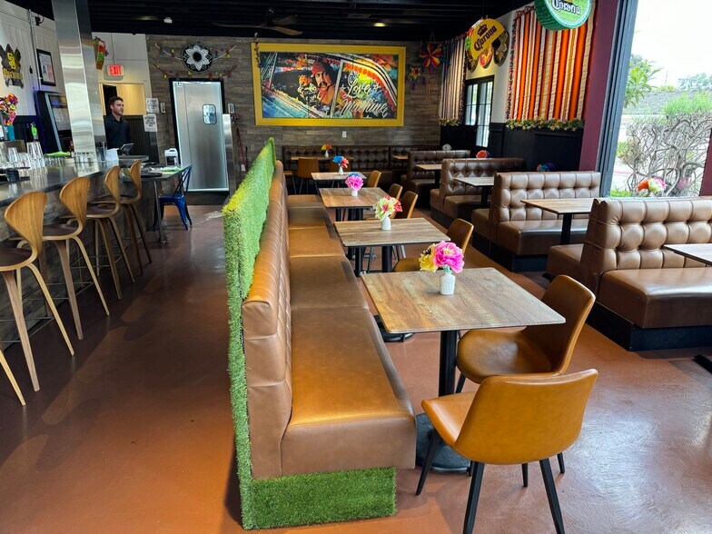 More Photos Of 2547 San Diego Ave, San Diego Restaurant For Lease