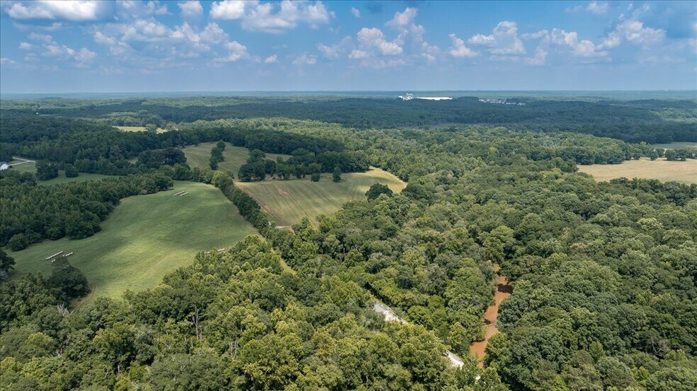 More Photos Of 9400 Commerce Rd, Athens Land For Sale