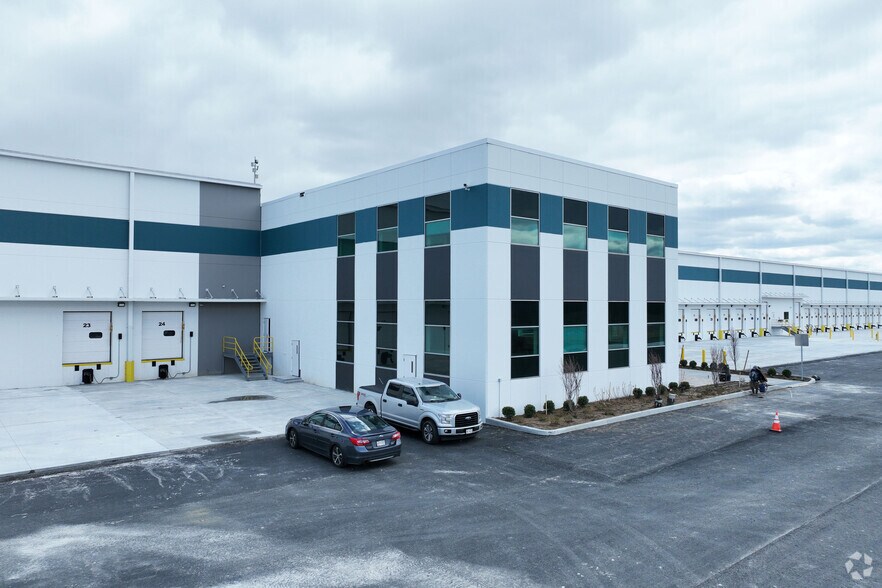 More Photos Of 1 Van Bergen Ln, West Coxsackie Refrigeration Cold Storage For Lease
