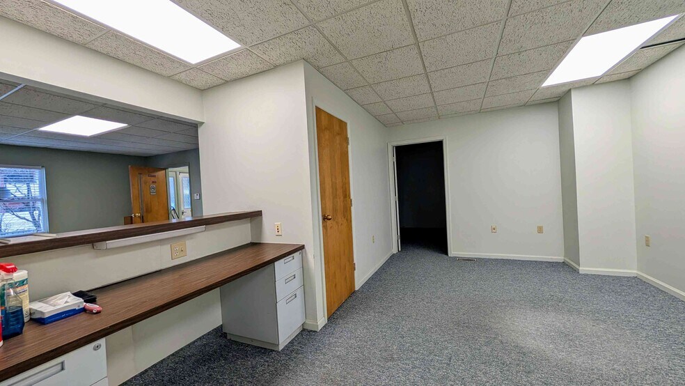 More Photos Of 2227 Chapline St, Wheeling Office For Lease