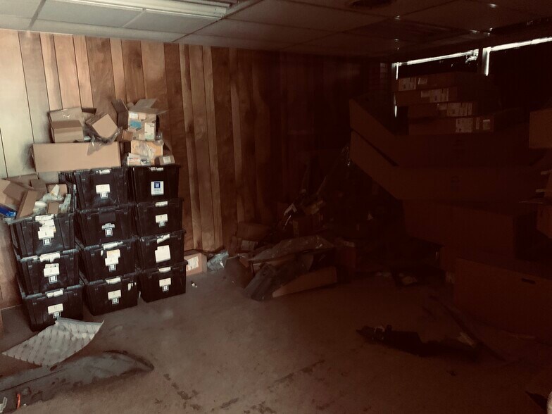 More Photos Of 4440 Salem Ave, Dayton Auto Repair For Sale