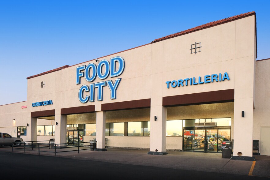 Primary Photo Of , Phoenix General Retail For Sale