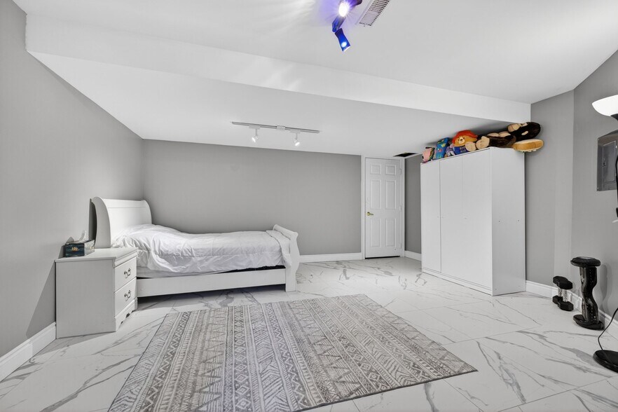 More Photos Of 2744 Lower Base, Milton Land For Sale