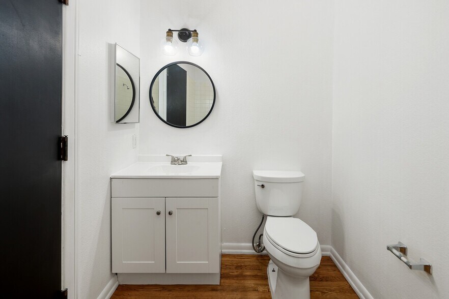 More Photos Of 2501 15th St, Denver Office Residential For Sale