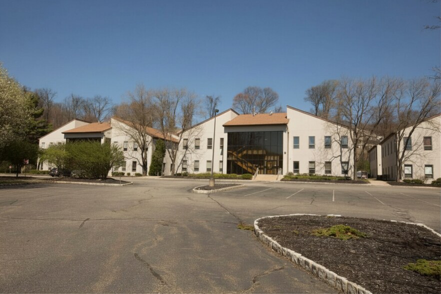 More Photos Of 115 Rt 46, Mountain Lakes Medical For Sale