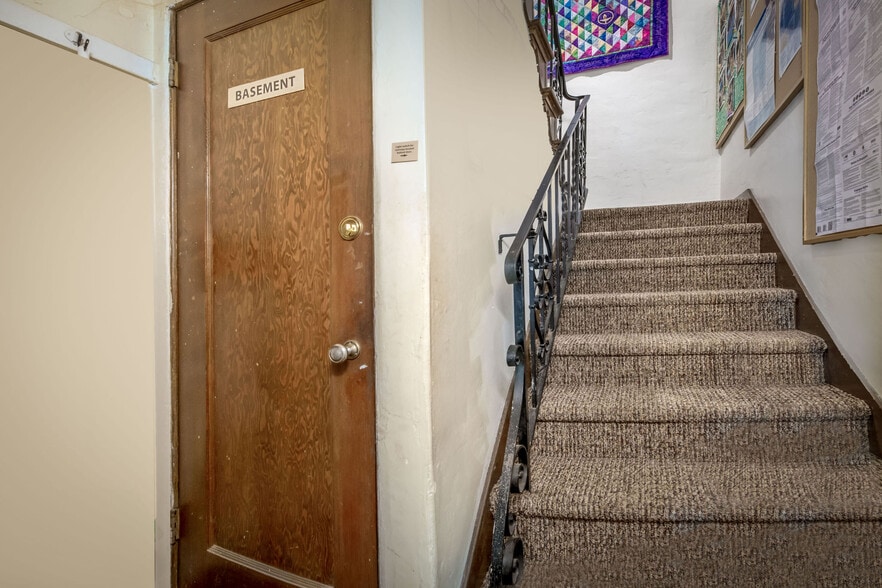 More Photos Of 246 S Church St, Grass Valley Specialty For Lease