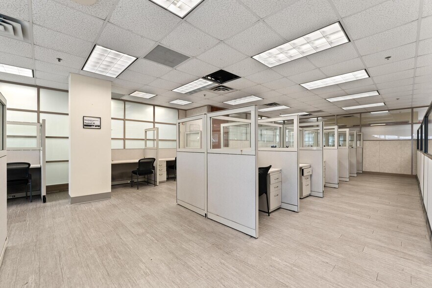 More Photos Of 9480 S Dixie Hwy, Miami Office For Sale