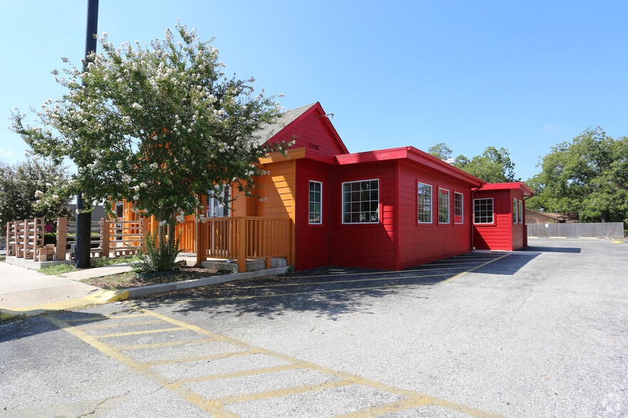 Primary Photo Of 4219 Fredericksburg Rd, San Antonio Storefront Retail Office For Sale