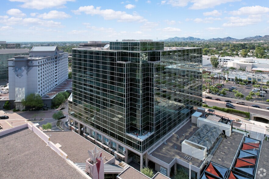 More Photos Of 2425 E Camelback Rd, Phoenix Office For Lease