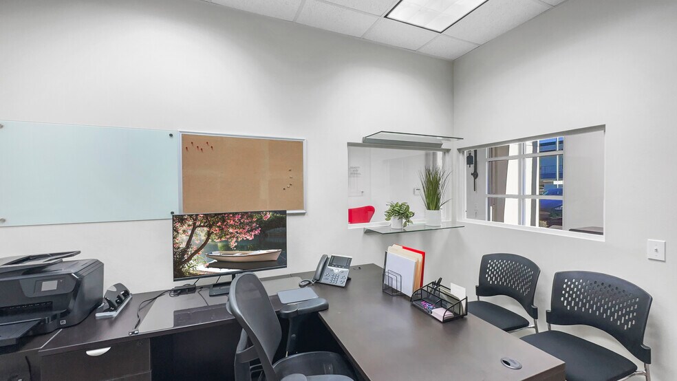 More Photos Of 2400 S Cimarron Rd, Las Vegas Office For Lease