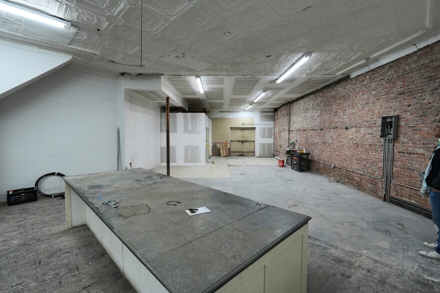 More Photos Of 1102 Broadway, Brooklyn Storefront Retail Residential For Lease