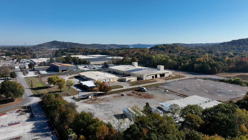 Primary Photo Of 4170-4180 S Creek Rd, Chattanooga Manufacturing For Lease