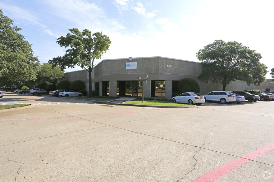 More Photos Of 1352-1366 Exchange Dr, Richardson Unknown For Lease
