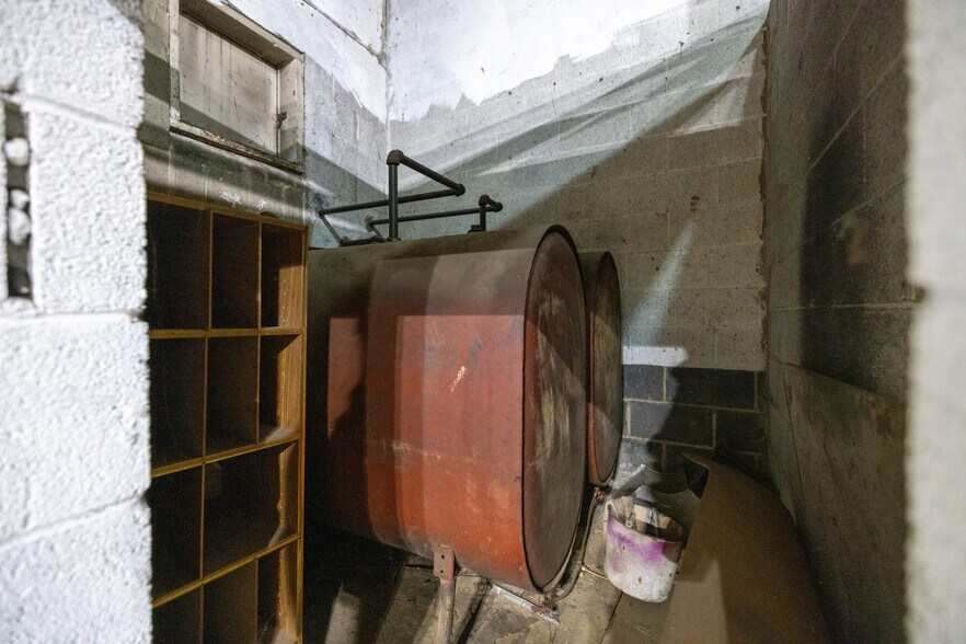 More Photos Of 164 Orchard dr, Timberville Light Distribution For Sale