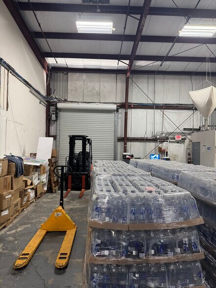 More Photos Of 280 W Central Blvd, Cape Canaveral Manufacturing For Sale
