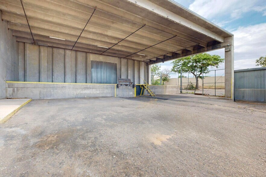 More Photos Of 1920 Columbia Dr SE, Albuquerque Warehouse For Lease
