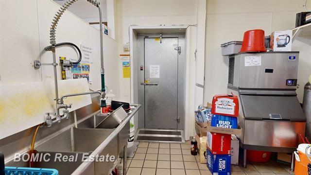 More Photos Of 11850 S Gera Rd, Birch Run Restaurant For Sale