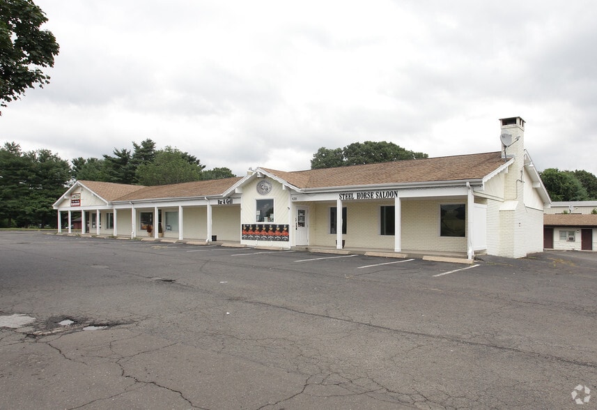 Primary Photo Of 630 Washington Ave, North Haven Freestanding For Sale