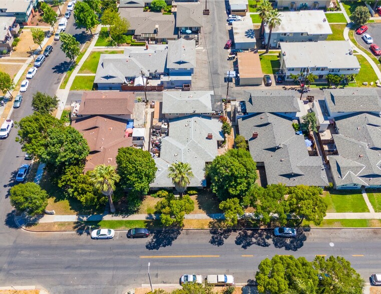 More Photos Of 1147 W D St, Ontario Multifamily For Sale