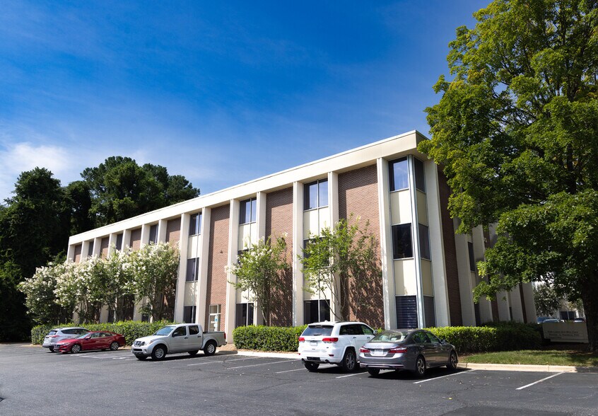 More Photos Of 3900 Barrett Dr, Raleigh Office For Lease