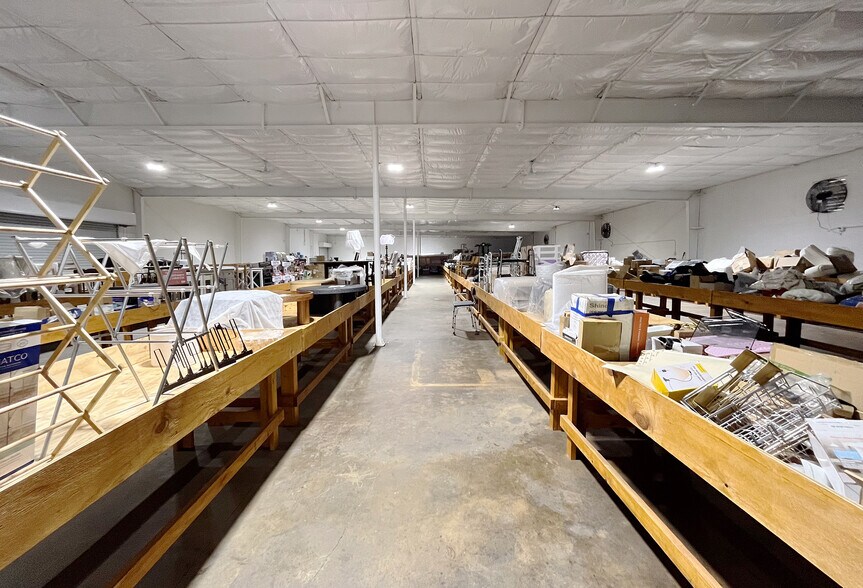 More Photos Of 16210 Clay Rd, Houston Auto Repair For Lease