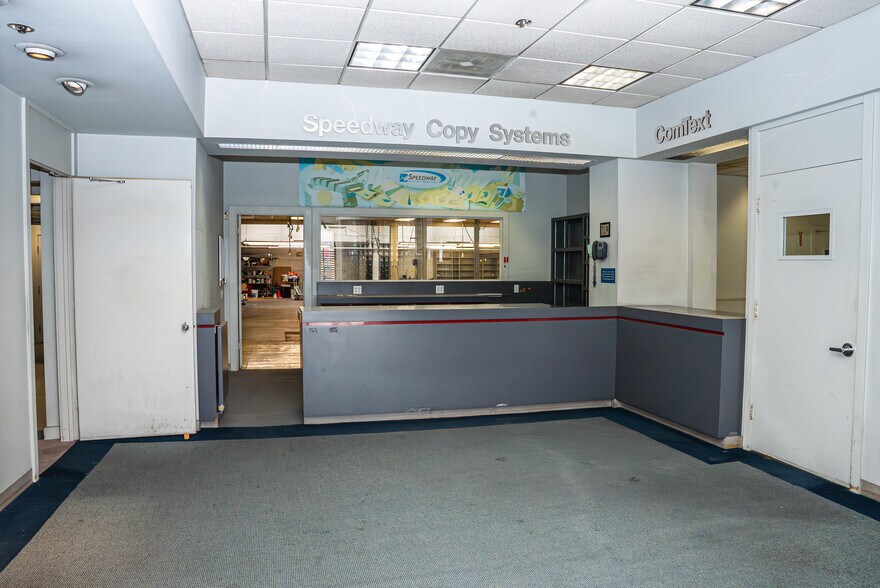 More Photos Of 475 4th St, San Francisco Service For Lease