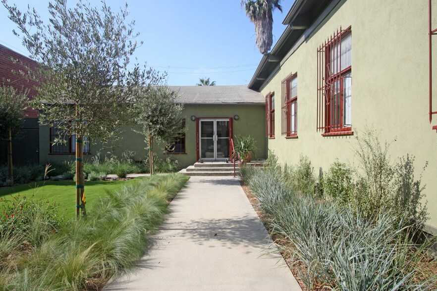 Primary Photo Of 1630-1642 19th St, Santa Monica Office For Lease