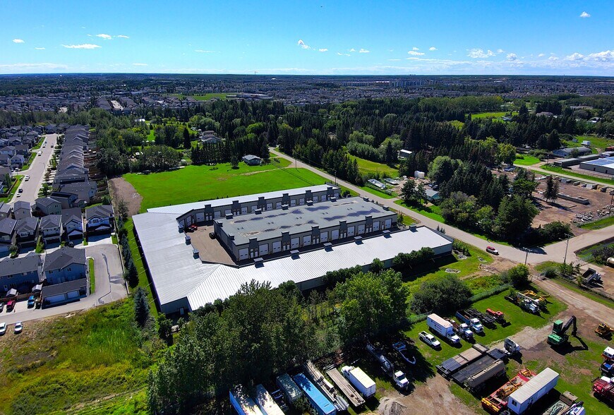 More Photos Of 9903 209 St NW, Edmonton Warehouse For Sale