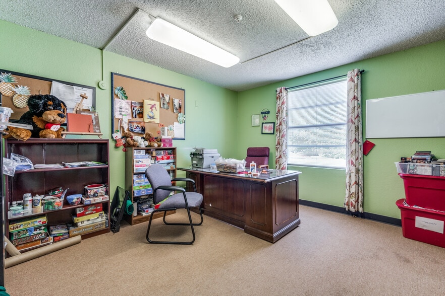 More Photos Of 1710 N McDonald St, McKinney Assisted Living For Sale