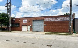 More Photos Of 1230 W Bruce St, Milwaukee Manufacturing For Lease