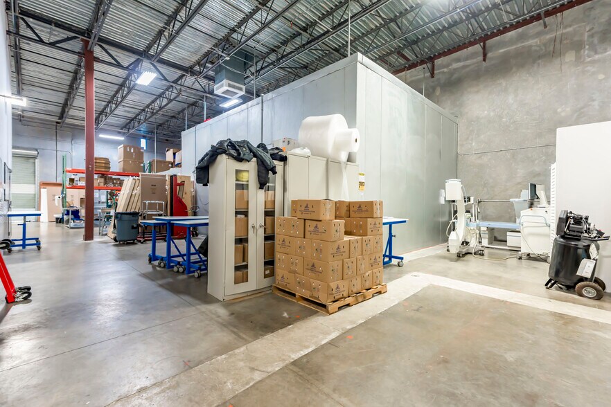 More Photos Of 3900-3908 NW 126th Ave, Coral Springs Warehouse For Sale