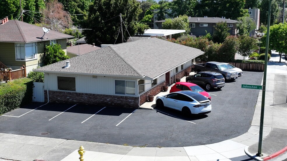 More Photos Of 841-843 Malone Rd, San Jose Office For Sale