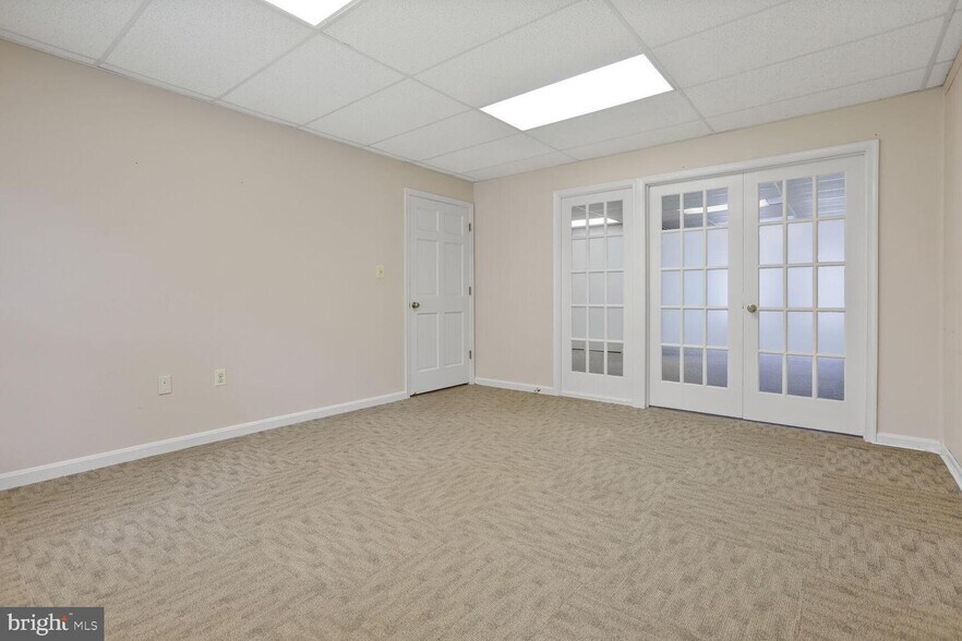 More Photos Of 5018 Dorsey Hall Dr, Ellicott City Office For Sale