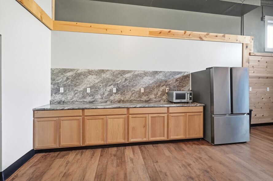 More Photos Of 209 N Main St, Delphos Restaurant For Sale