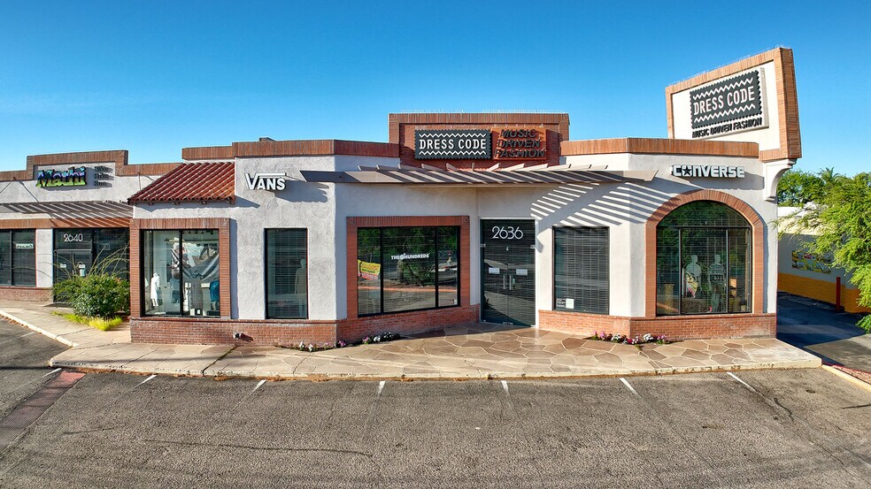 More Photos Of 2636-2640 E Broadway Blvd, Tucson Freestanding For Lease