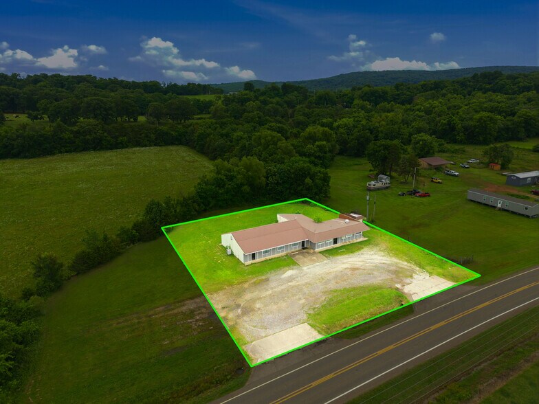 More Photos Of 20674 S Highway 59, Evansville Restaurant For Sale