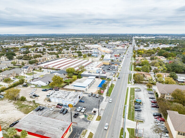 More Photos Of 11303 West Ave, San Antonio Carwash For Lease