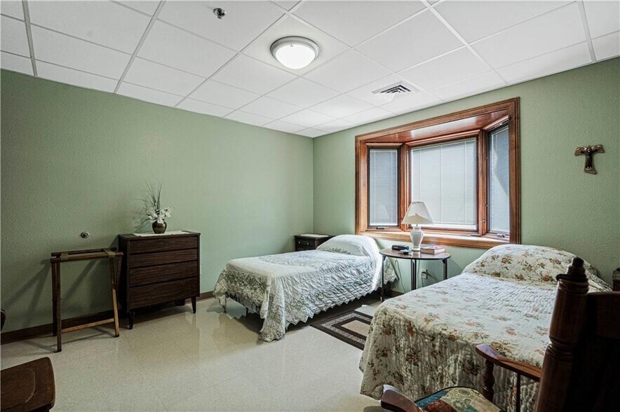 More Photos Of 301 Franciscan Way, Savannah Religious Facility For Sale