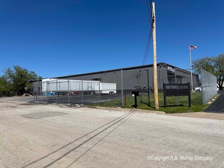 More Photos Of 1851 E Florida St, Springfield Warehouse For Lease